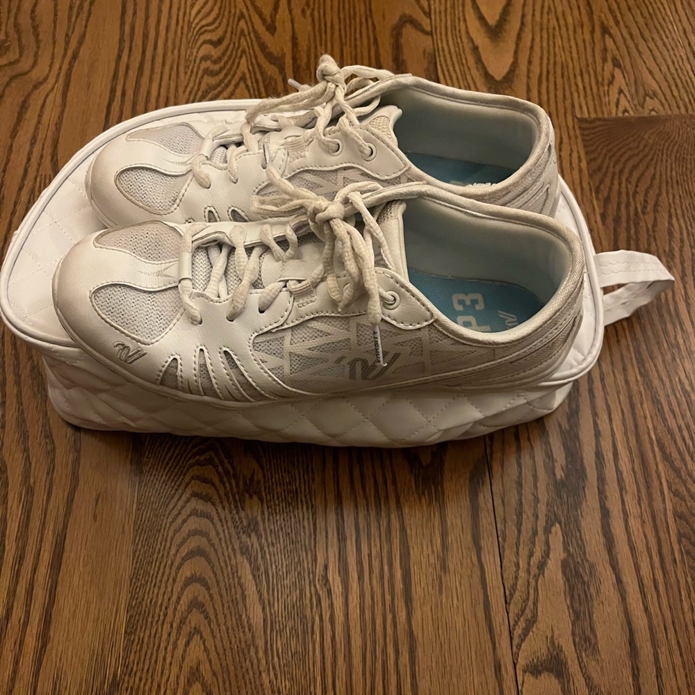 VARSITY CHEER SHOES